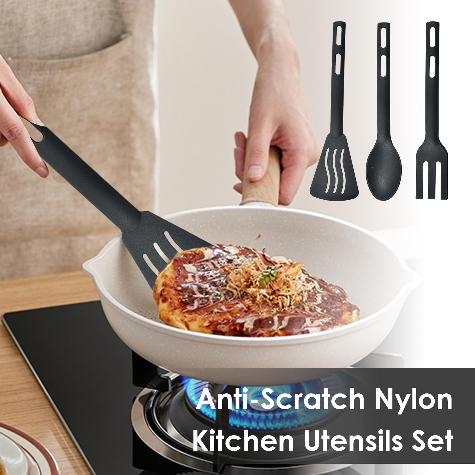 Set di utensili da cucina resi - Camping Cooking Accessories Set recensione e prezzo